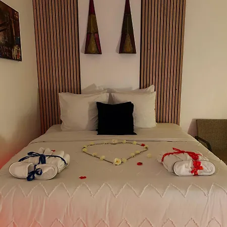 Jacuzzi Maison Апартаменты